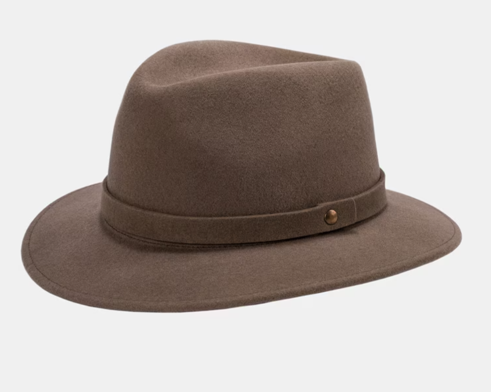 Fernádez y Roche Chapéu