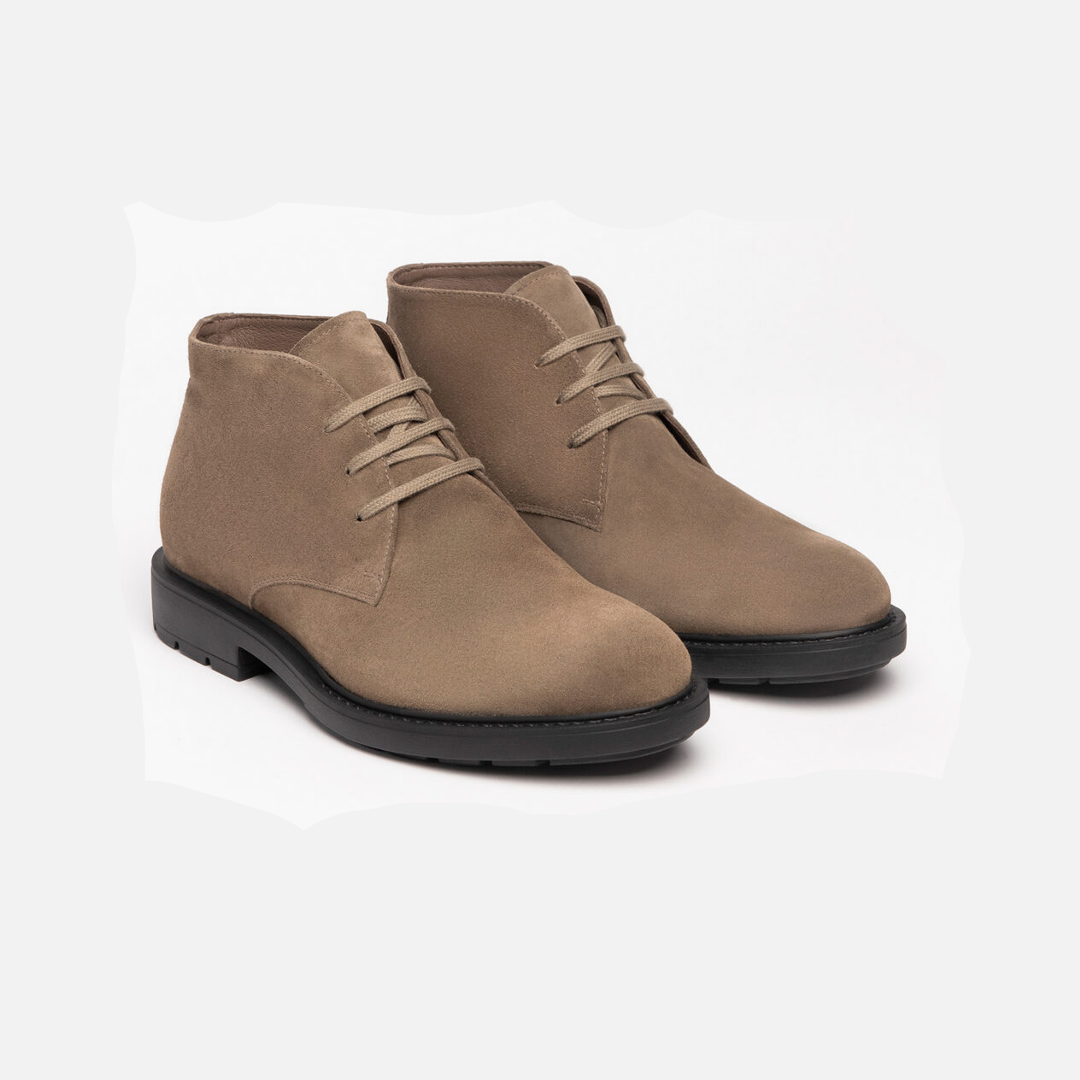 Nero Giardini sapato castanho camurça com atacador