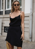 Scripta Vestido curto c/aplicações alças