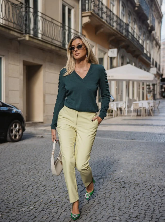 Scripta Malha decote em bico