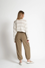 Kaos Calças com Pinças