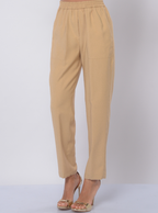 Kaos Calças Viscose com Bolsos - vista frontal