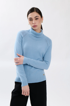 Bejade Camisola Gola Alta Lã Modelo 2 azul claro 1 - vista frontal