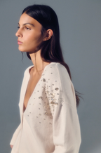 Bejade Casaco Decote V com Aplicações - detalhe