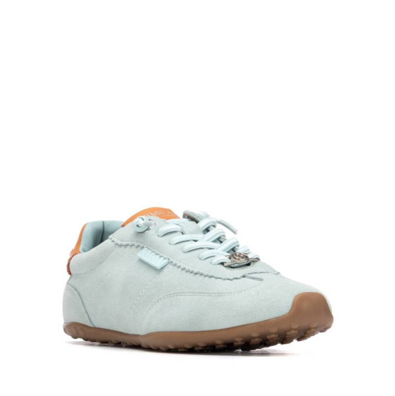 Carmela Tennis Shoes, light blue or coral