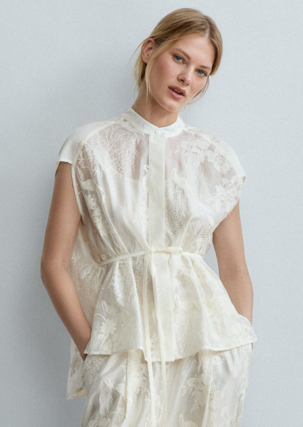 Psophia Blusa bordada