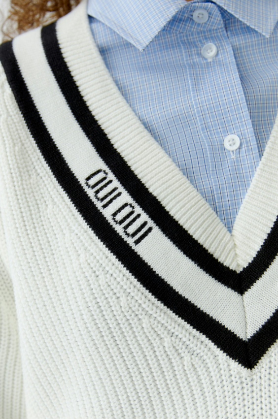 Ouí Malha estilo universitário