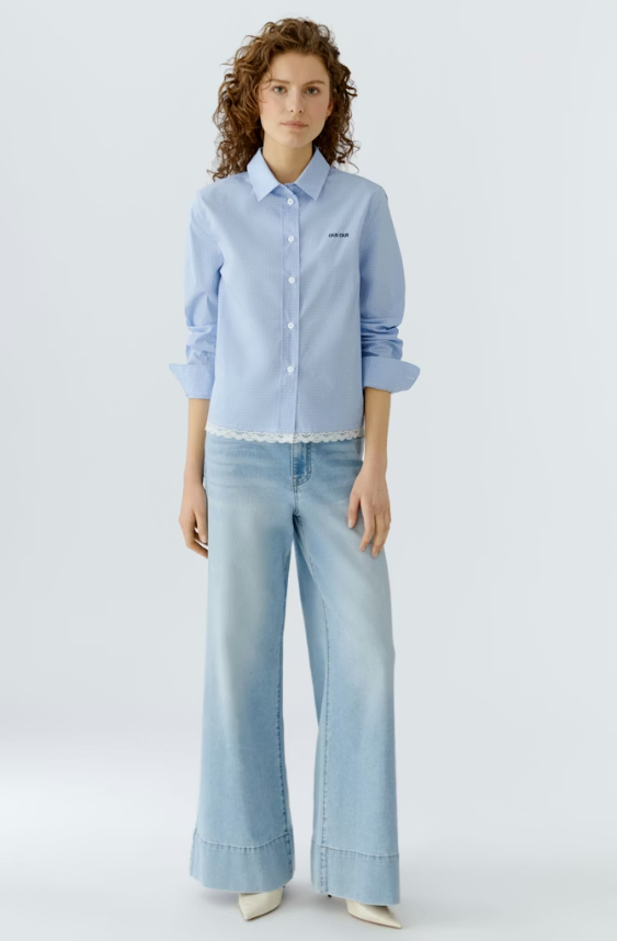 Ouí shirt with lace appliqué.