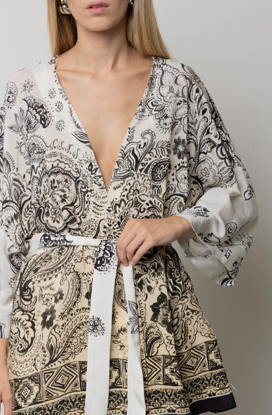 Kaos Kimono estampado