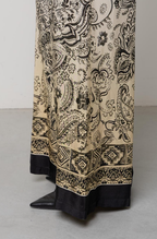 Kaos Calça estampada