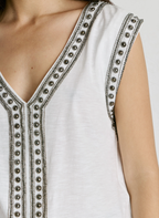 Pepe Jeans T-shirt Decote Em V Com Tachas