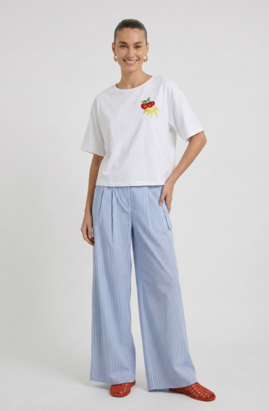 Ouí T'shirt bordado cereja