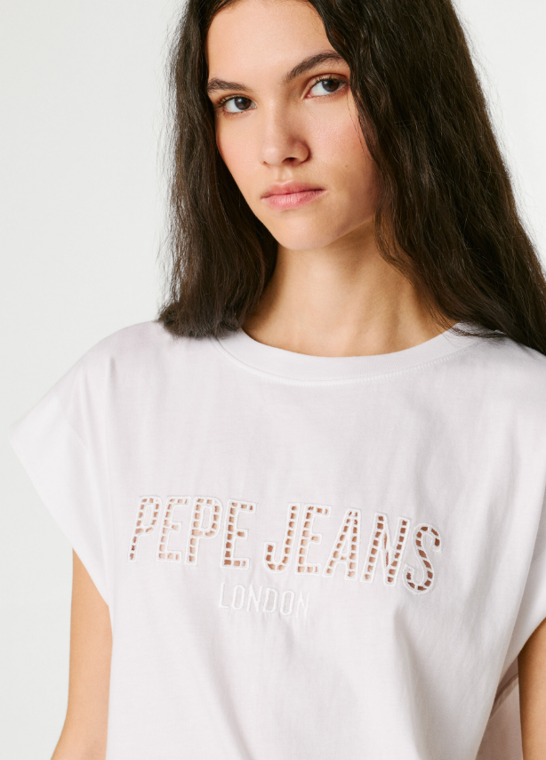 Pepe T'shirt logo