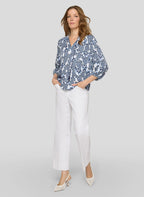 Rabe blusa floral viscose com gola alta e mangas três quartos