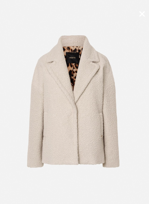 Scripta Casaco em artigo fantasia e golas de aba