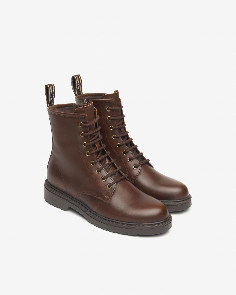 Nero Giardini combat Bota