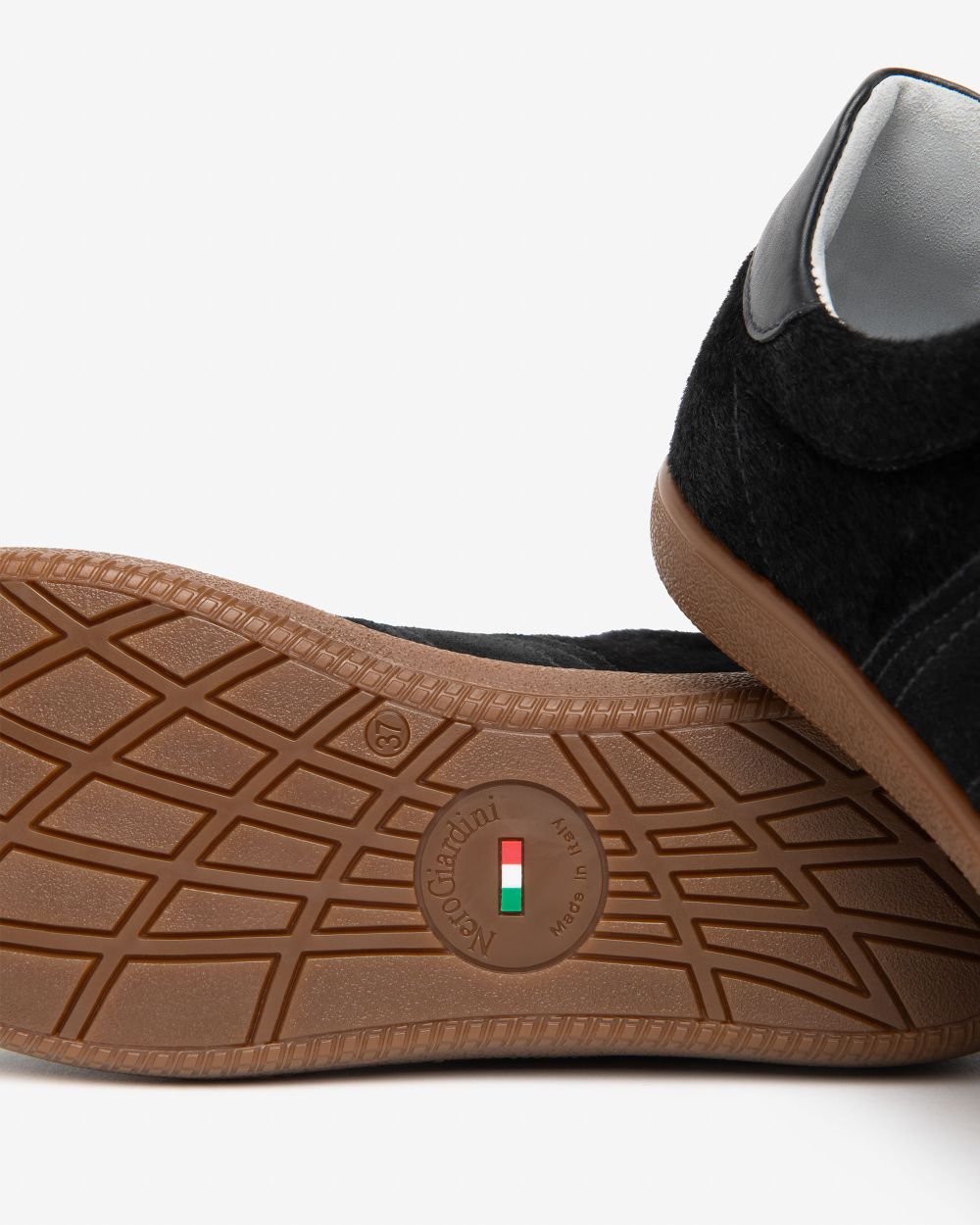 Nero Giardini Tennis