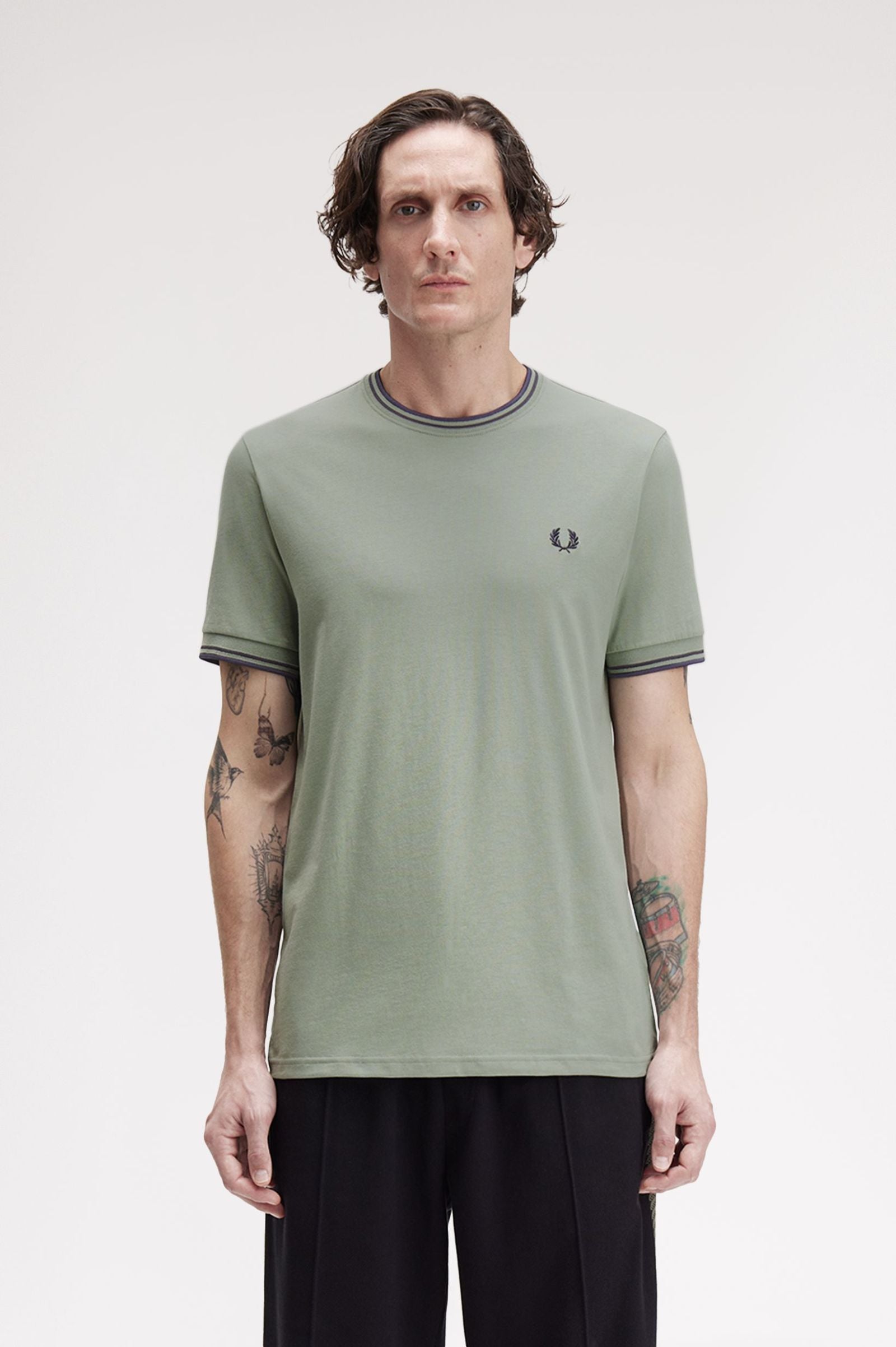 Fred Perry T-shirt Algodão Regular Fit Gola Redonda verde 32 - vista frontal