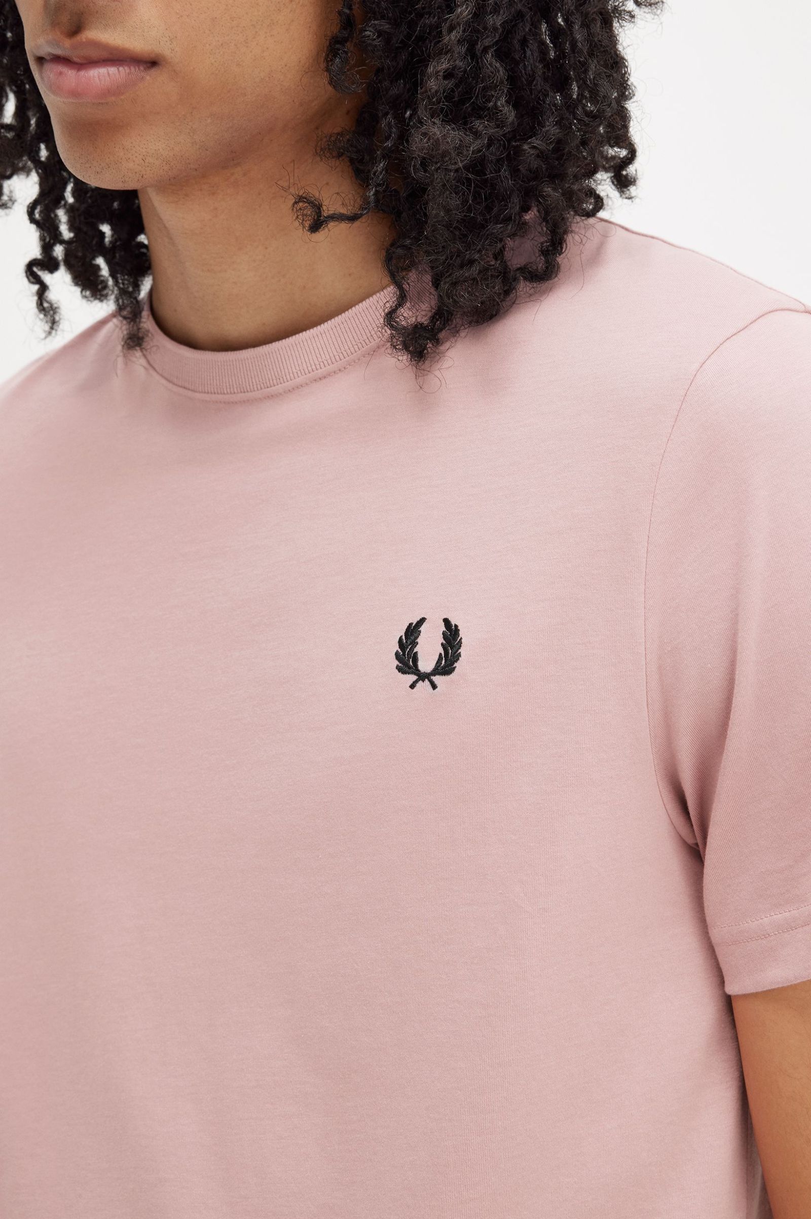 Fred Perry T-shirt Algodão Regular Fit Gola Redonda Modelo 8 - detalhe
