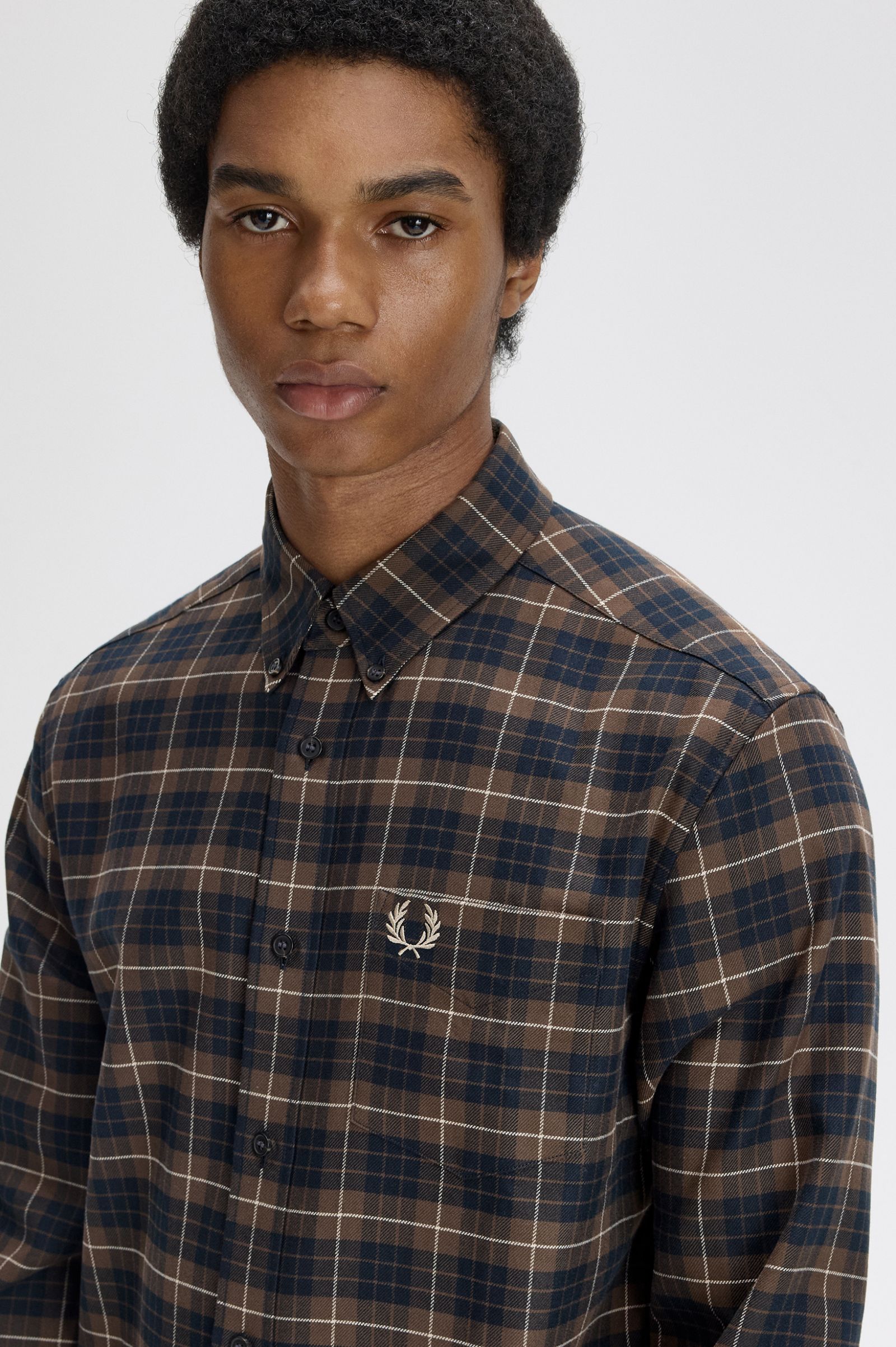 Fred Perry Camisa Bordado Algodão Regular Fit Modelo 2