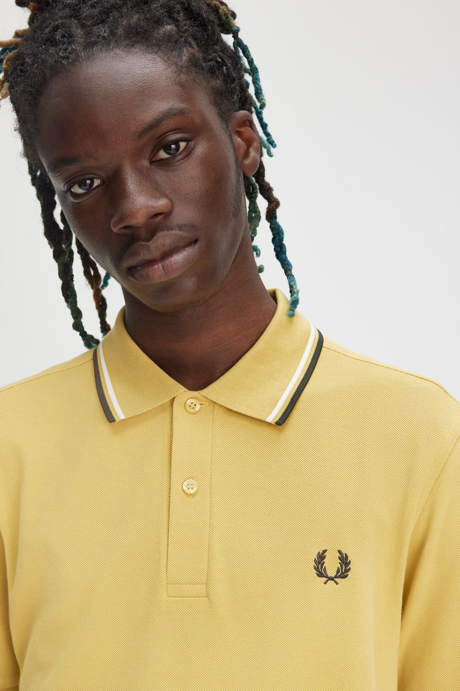 Fred Perry Polo Piqué Algodão Regular Fit Modelo 5 - detalhe