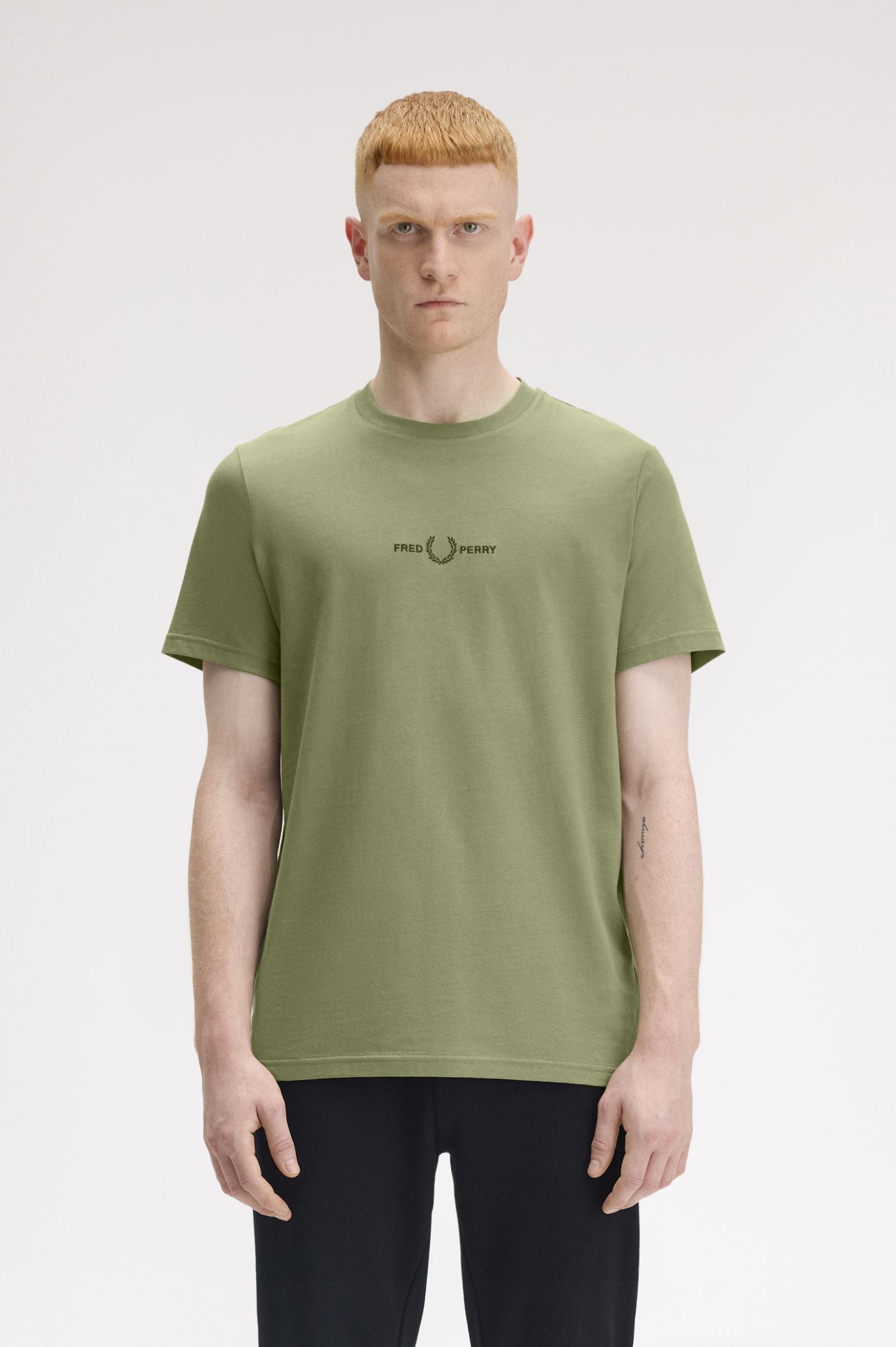 Fred Perry T-shirt Bordado Algodão Regular Fit verde 32 - vista frontal