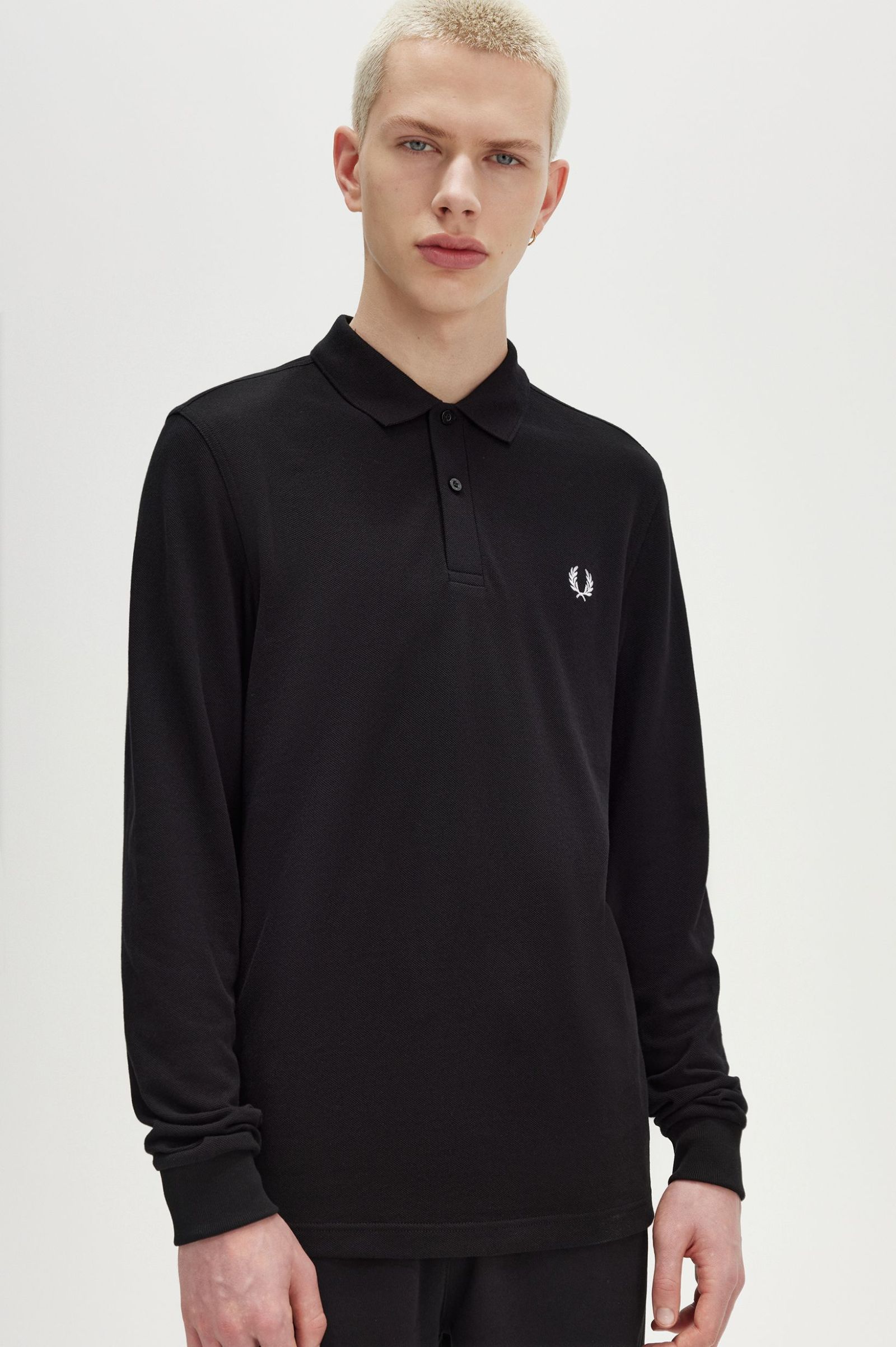 Fred Perry Polo Piqué Algodão Regular Fit Modelo 8 preto - vista frontal