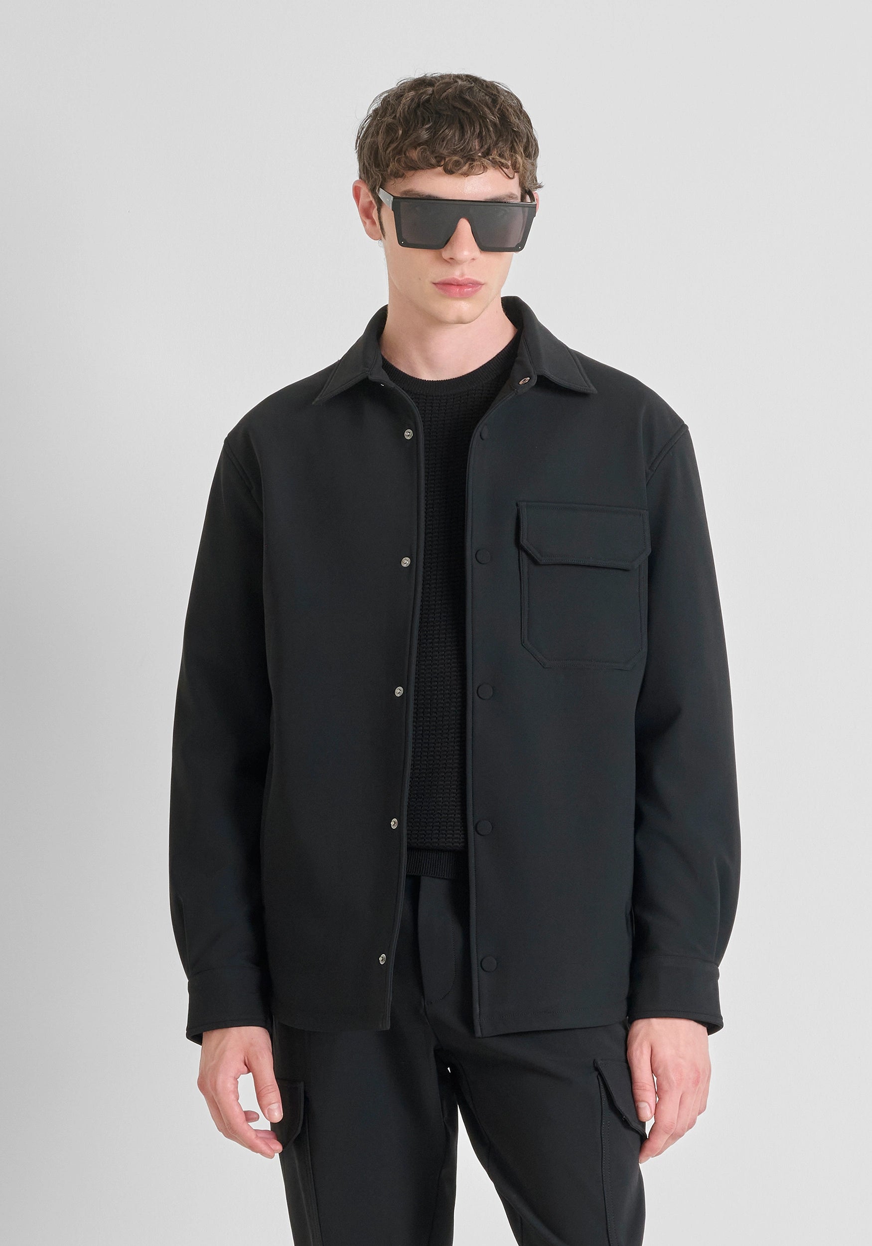 Antony Morato Sobrecamisa com Bolsos preto - vista frontal