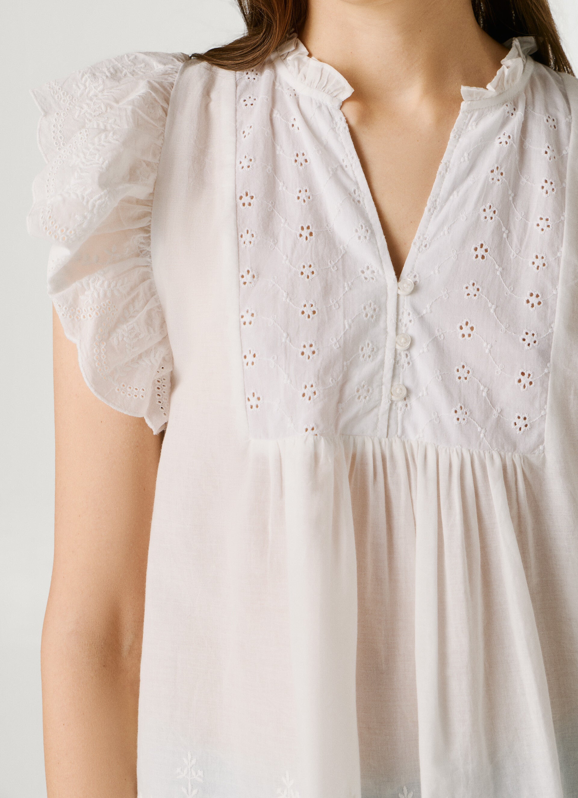 Pepe Jeans blusa manga borboleta bordados florais algodão