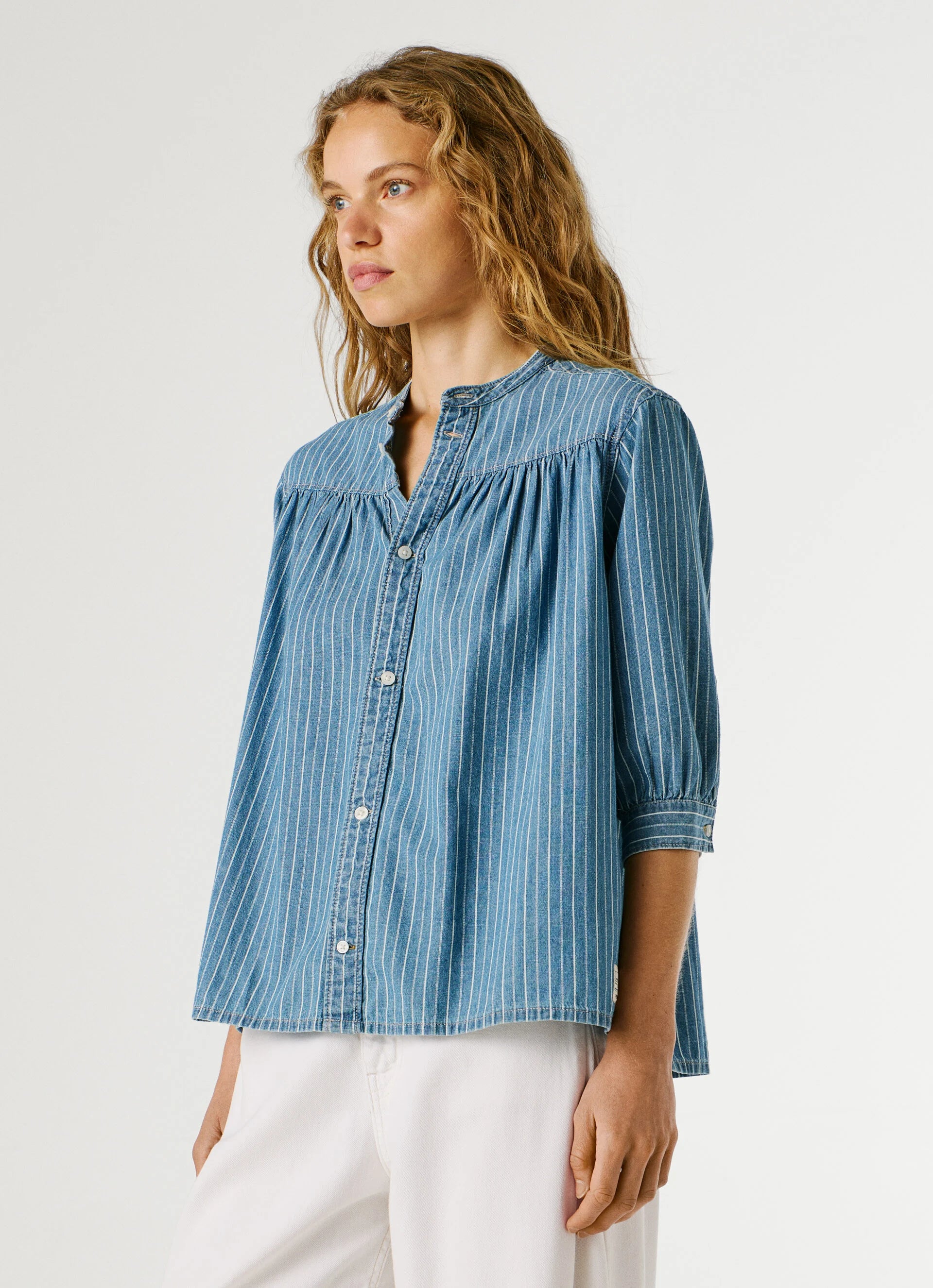 Pepe Jeans camisa ganga riscas brancas gola mandarim