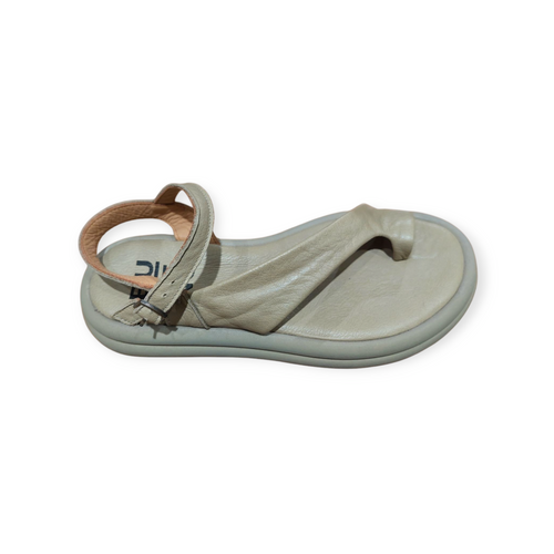 Bueno Sandália Modelo 3 - detalhe