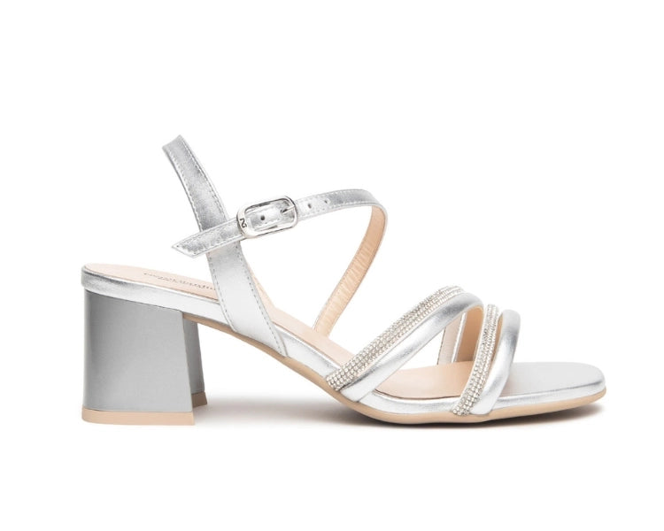 Nero Giardini Sandália