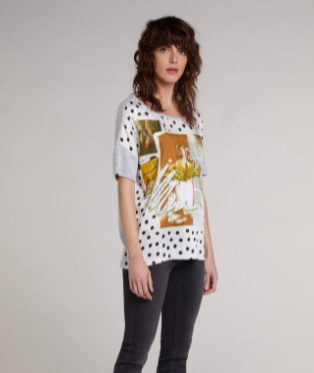 Oui T-shirt Lã Modelo 2 - detalhe