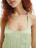 Calvin Klein Vestido Estampado com Logo Decote V Modelo 2