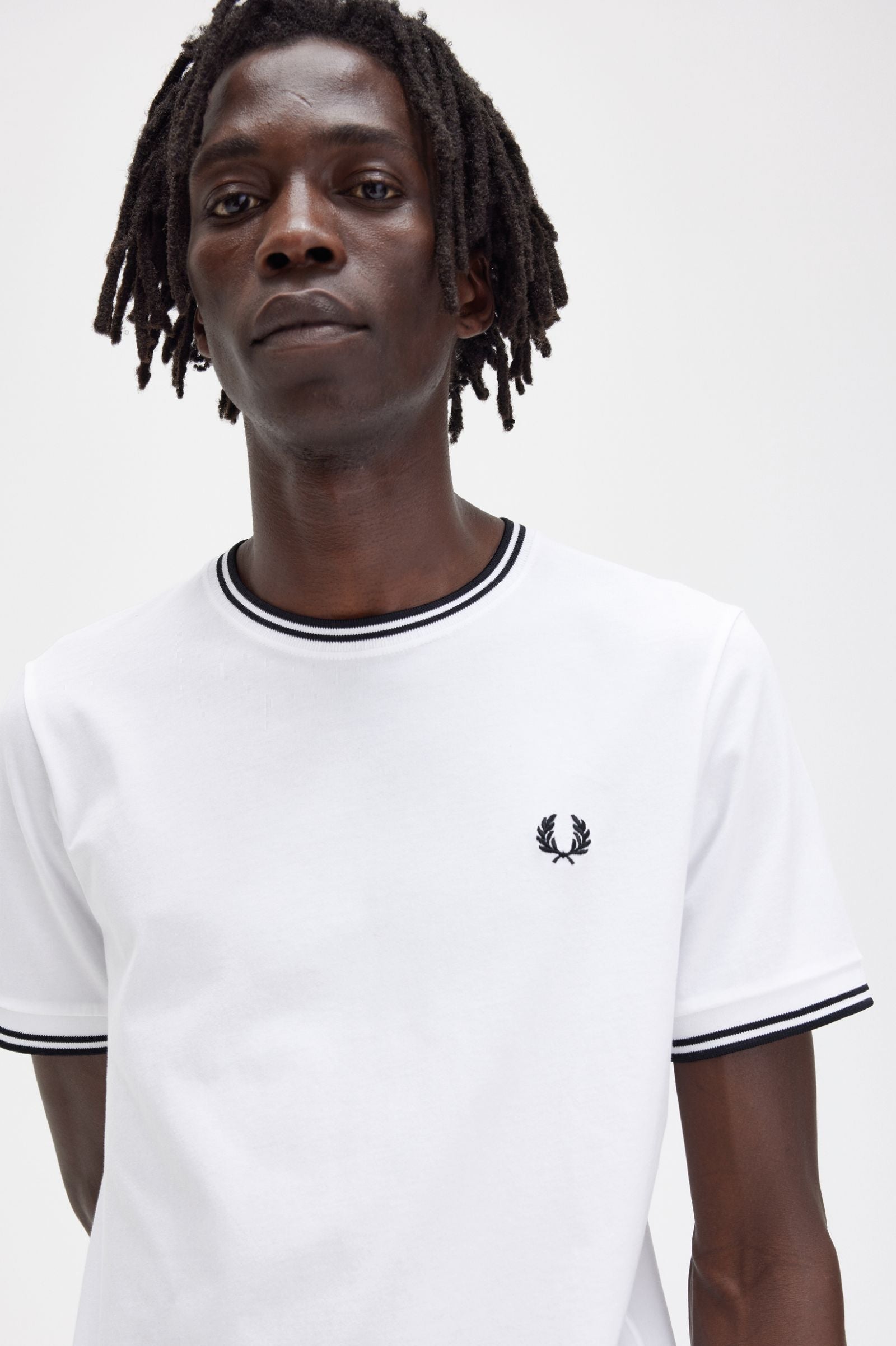 Fred Perry T-shirt Algodão Regular Fit Gola Redonda Modelo 11 - detalhe