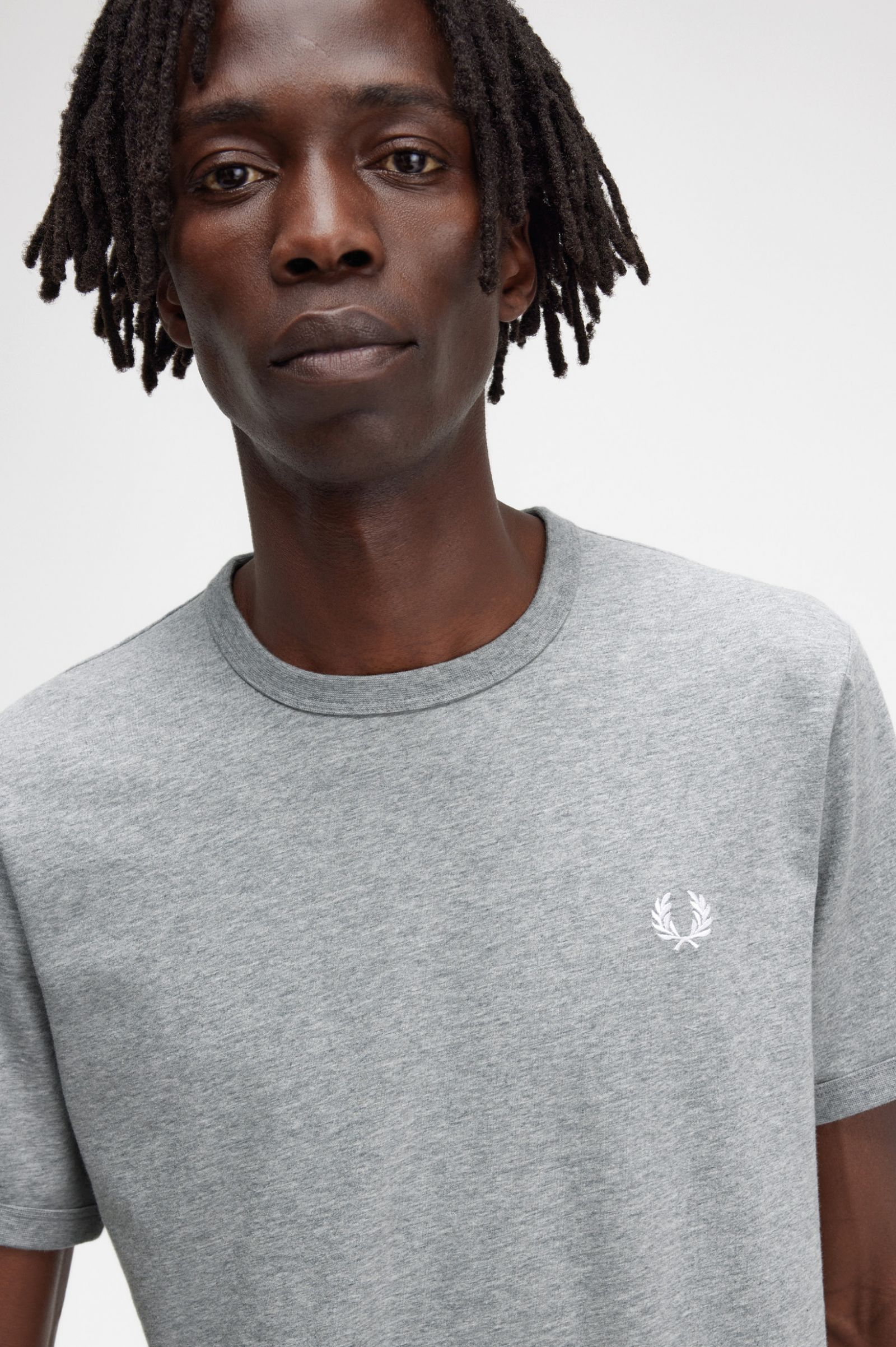 Fred Perry T-shirt Algodão Regular Fit Gola Redonda Modelo 10 - detalhe